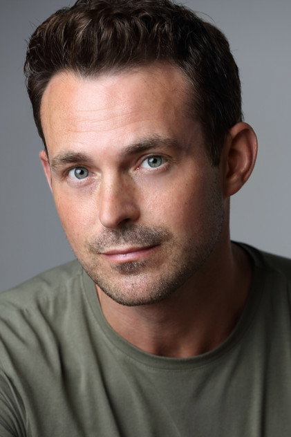 Jules Knight