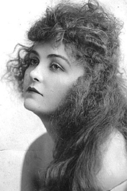 Evelyn Nelson