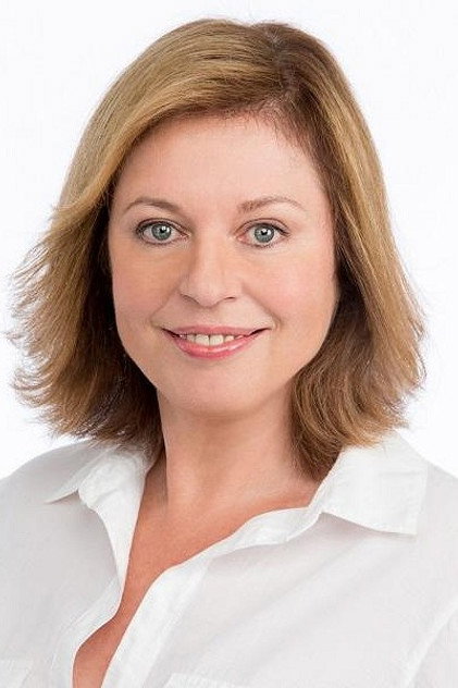 Gina Riley