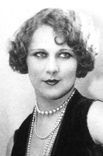 Louise Lovely