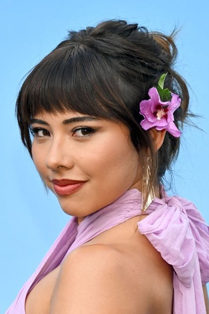 Xochitl Gomez