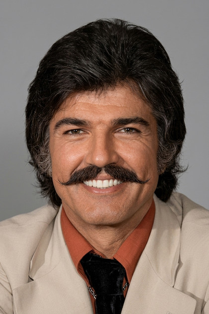 Serdar Gökhan