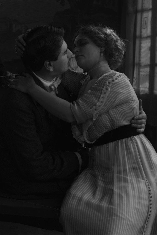 Lady Marion’s Summer Flirtation